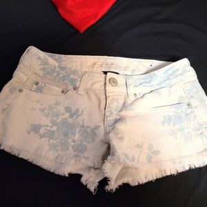 American eagle jean shorts sz 2